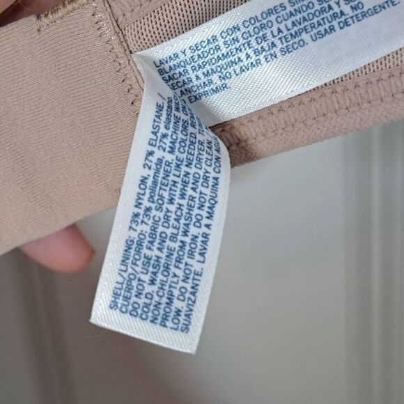 Old Navy Women's Plus Size Mesh Unlined Underwire Plunge Bra size 46D - Picture 6 of 7